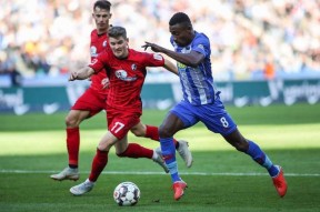 爱游戏直播网页版 -阿贾克斯发布备战花絮，国际比赛日回应争议，足总杯任务艰巨，身体对抗强度拉满的简单介绍