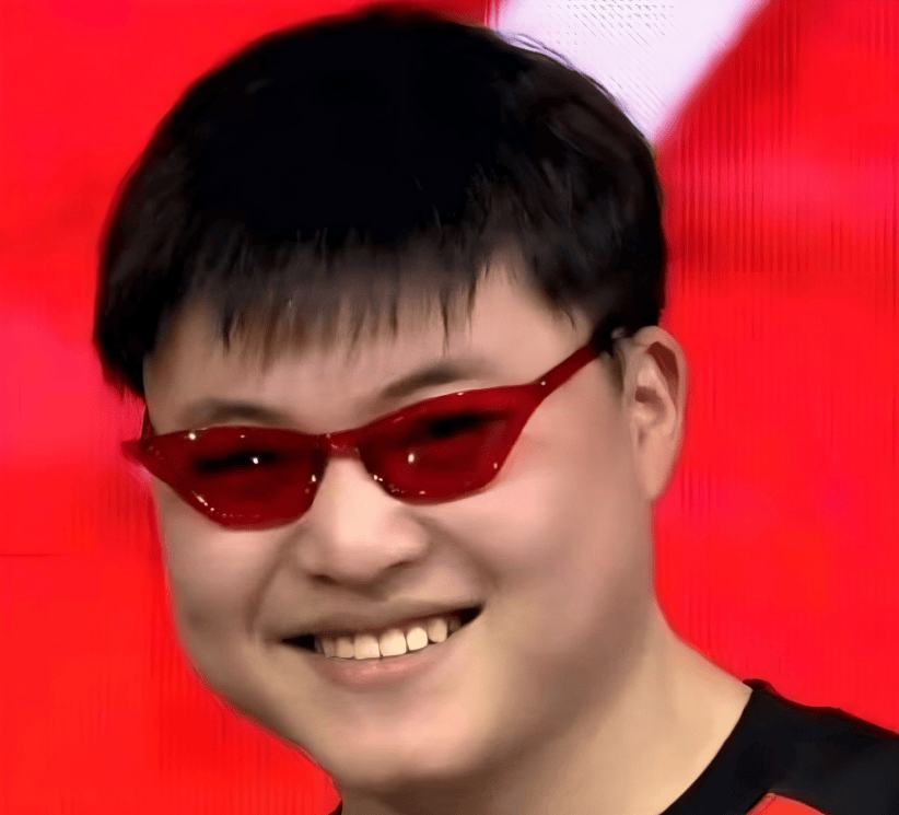 关于Uzi重返赛场，最后时刻胜出首场状态出色，公牛观众沸腾！的信息