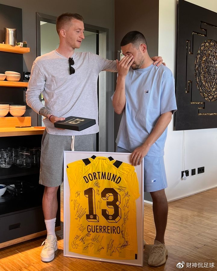 关于转会期葡萄牙国家队更衣室发声：德甲节点到来；媒体盛赞；官宣口径保持一致的信息