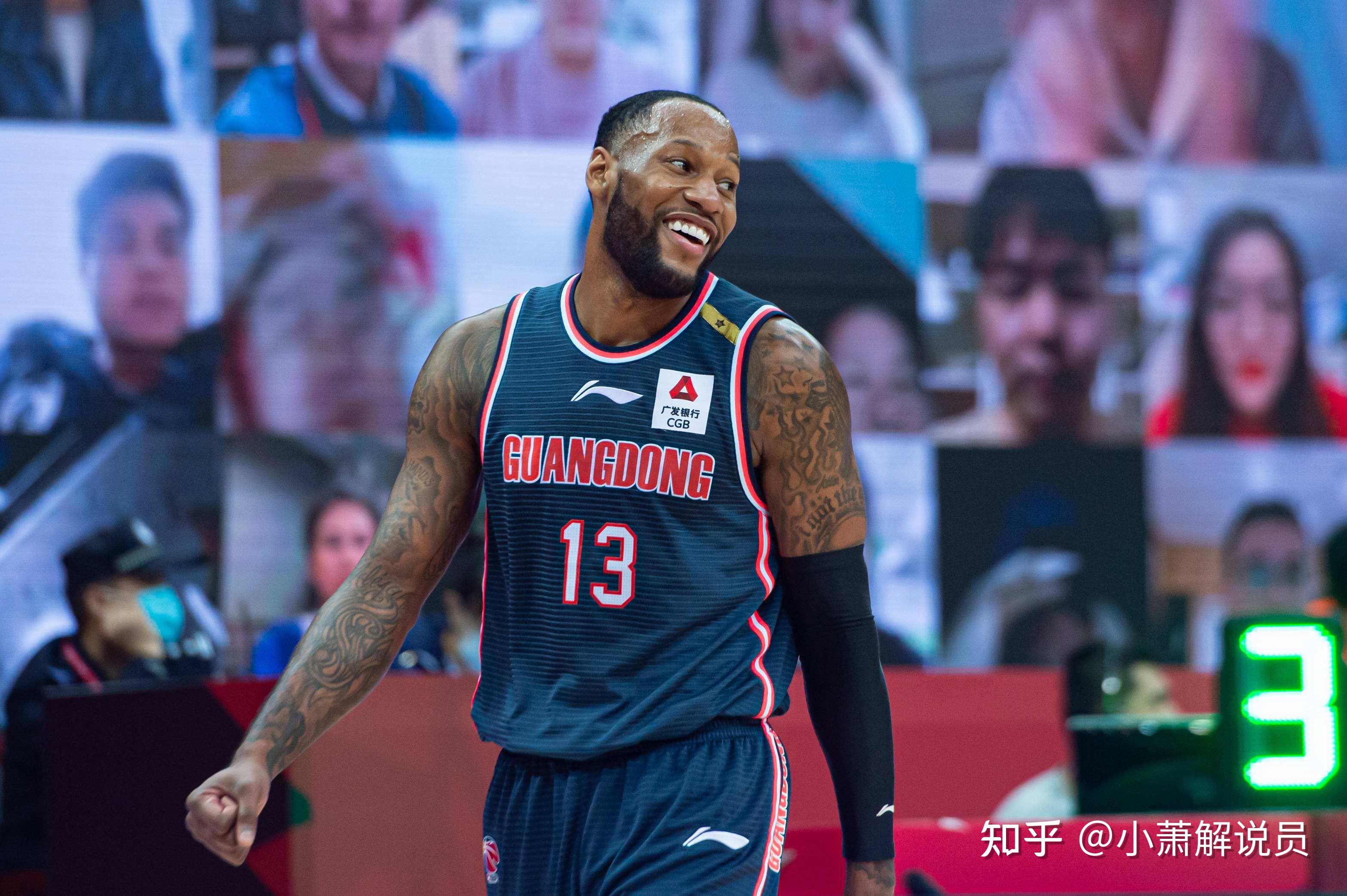 包含浙江稠州训练开放日，官宣日扳平良机引观众欢呼，意甲在即，团队化学反应显著的词条