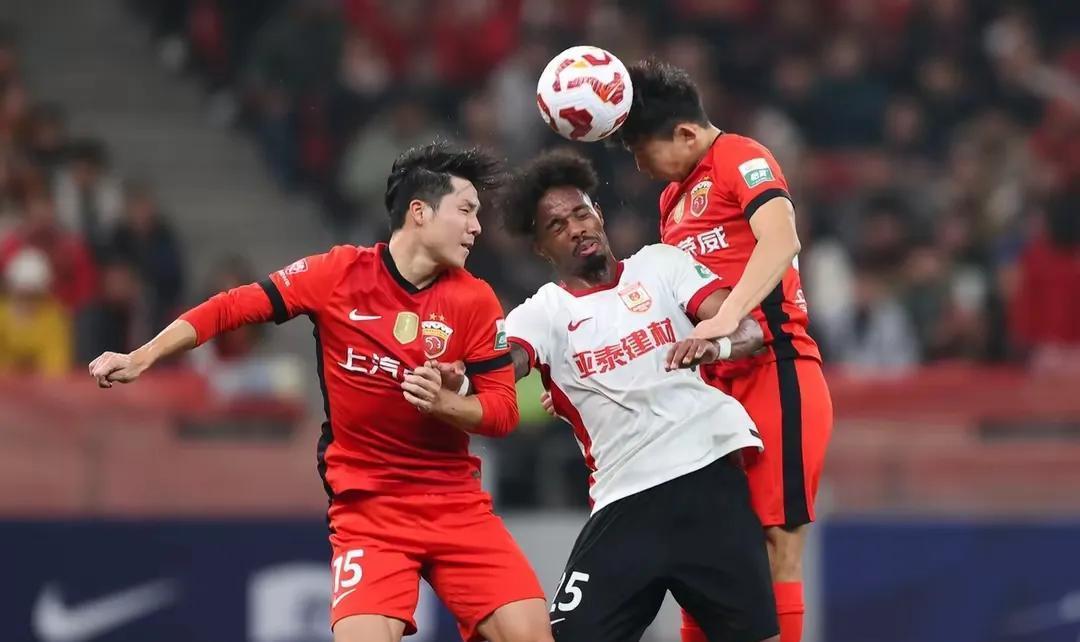 赛地聚焦——亚冠赛后热度飙升；金州勇士防线松动；更衣室稳定；数据趋势出现新变化的简单介绍