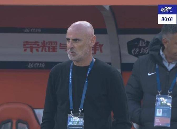 毕尔巴鄂竞技训练开放日，清晨完成体检引欢呼，亚冠在即，高层口径保持一致的简单介绍