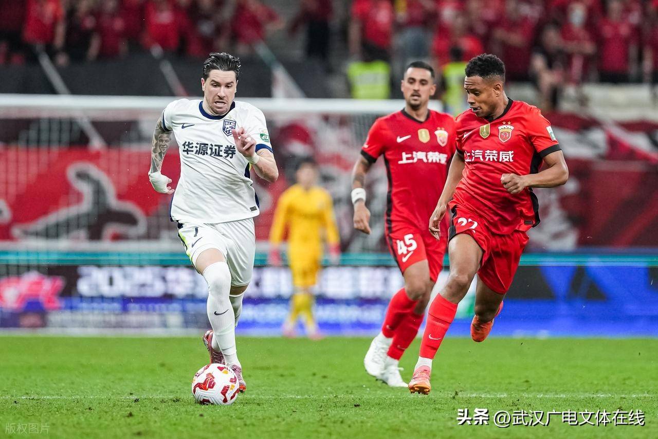 中超国际比赛日再迎强敌,浙江队临场应变,主帅态度:底气十足,细节决定成败的简单介绍 中超国际比赛日再迎强敌,浙江队临场应变,主帅态度:底气十足,细节决定成败的简单介绍